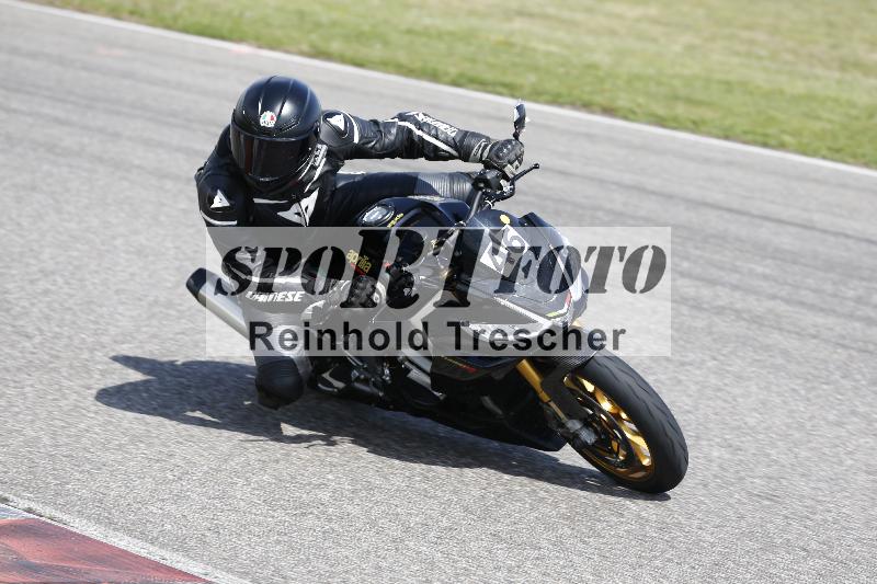 /Archiv-2025/09 22.04.2025 Cornu Master School ADR/rot-rouge/46